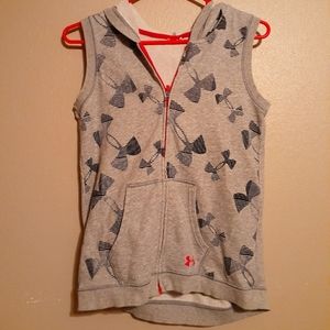 Under Armour Sleeveless Hooded Vest Girls Medium